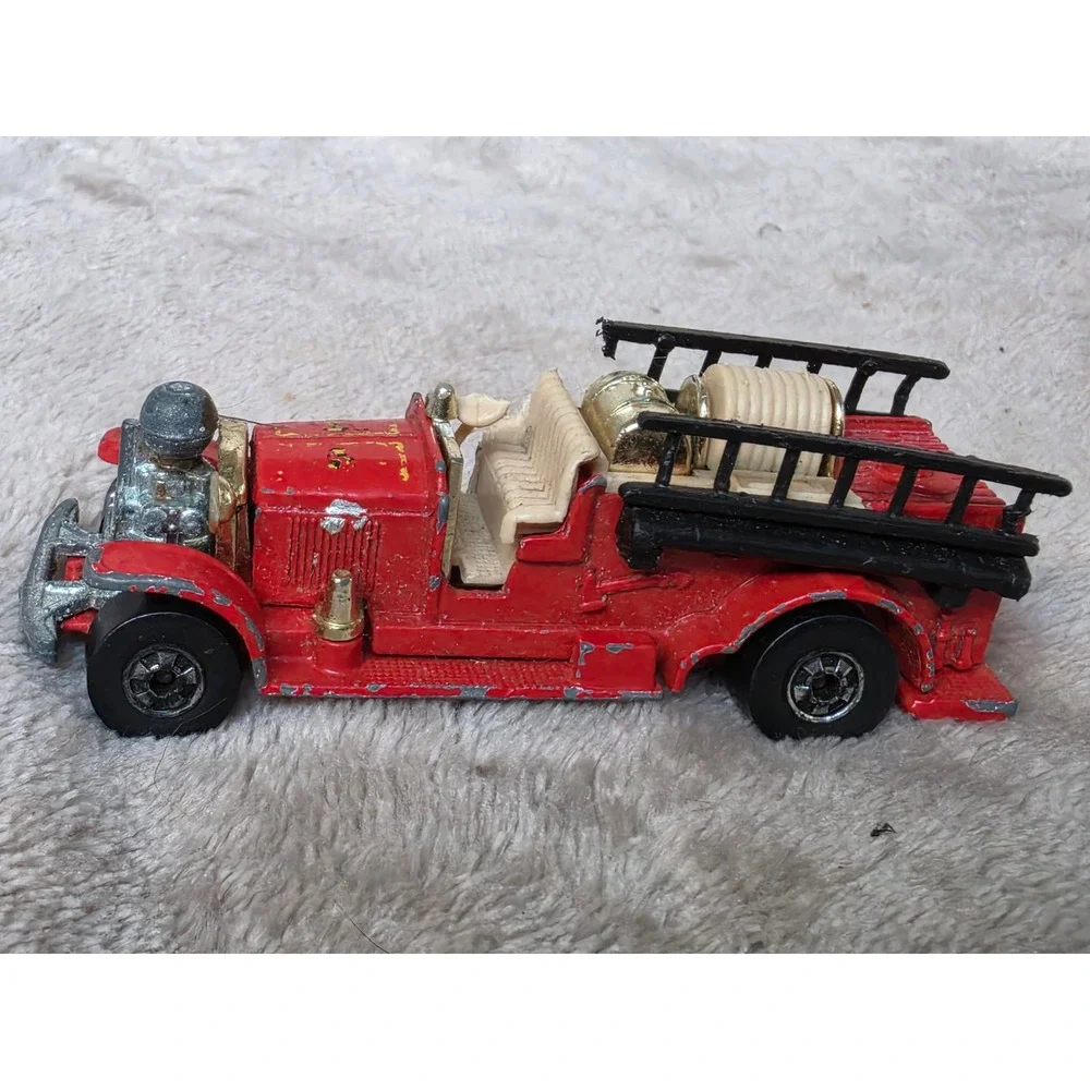 Hot Wheels Old Number 5 Fire Truck Red Diecast 1980 Vintage Toy Car